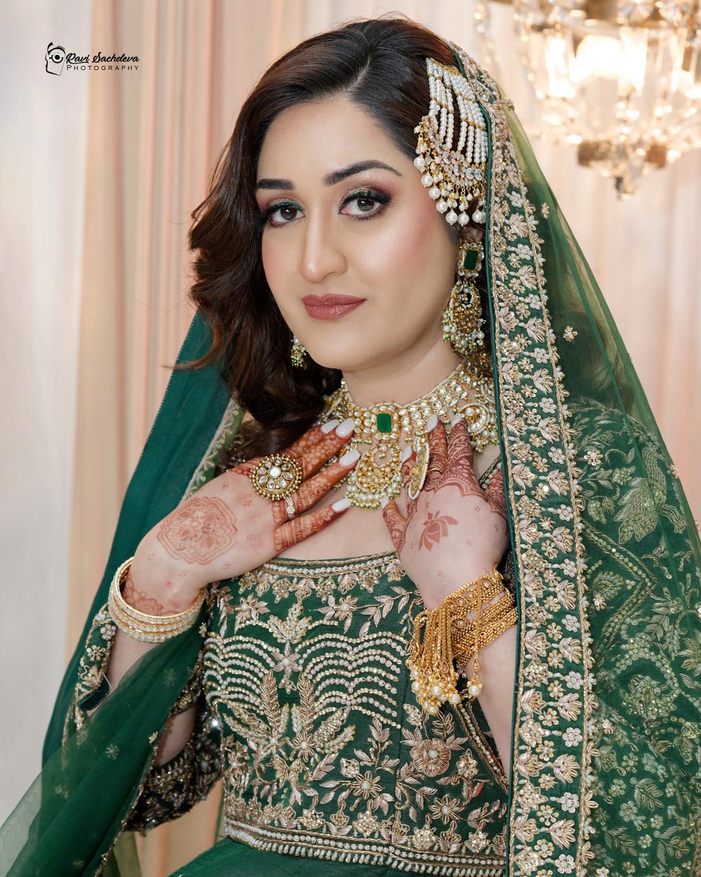 Traditional Pakistani Bride in Grean and gold wedding attire full body portrait - Pakistani weddings in Melbourne